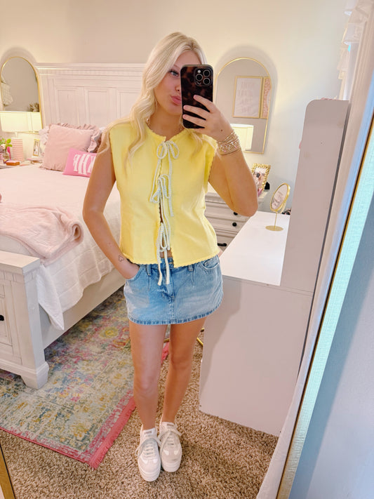 Sunny days top