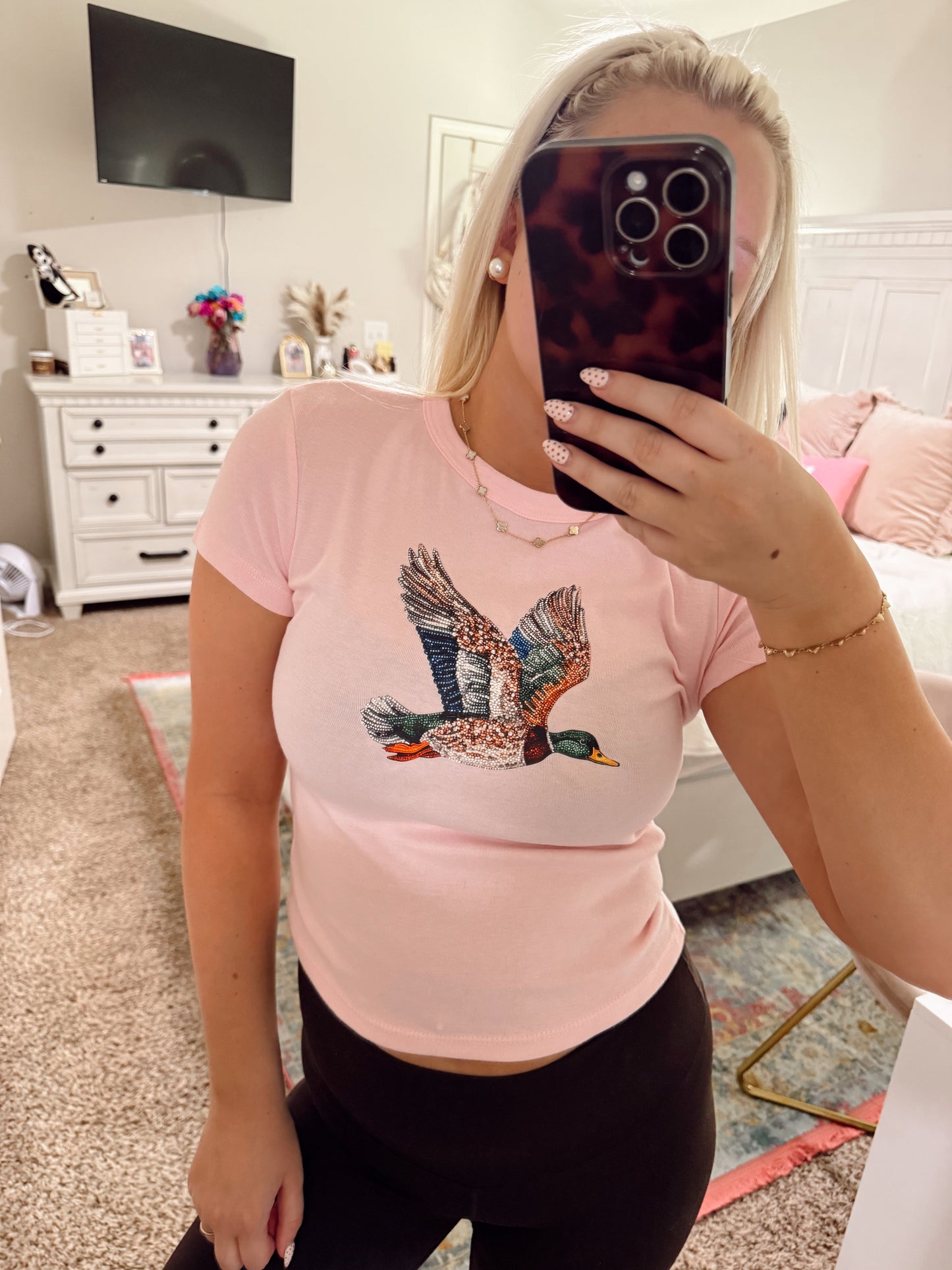 Dazzling duck baby tee (pink)